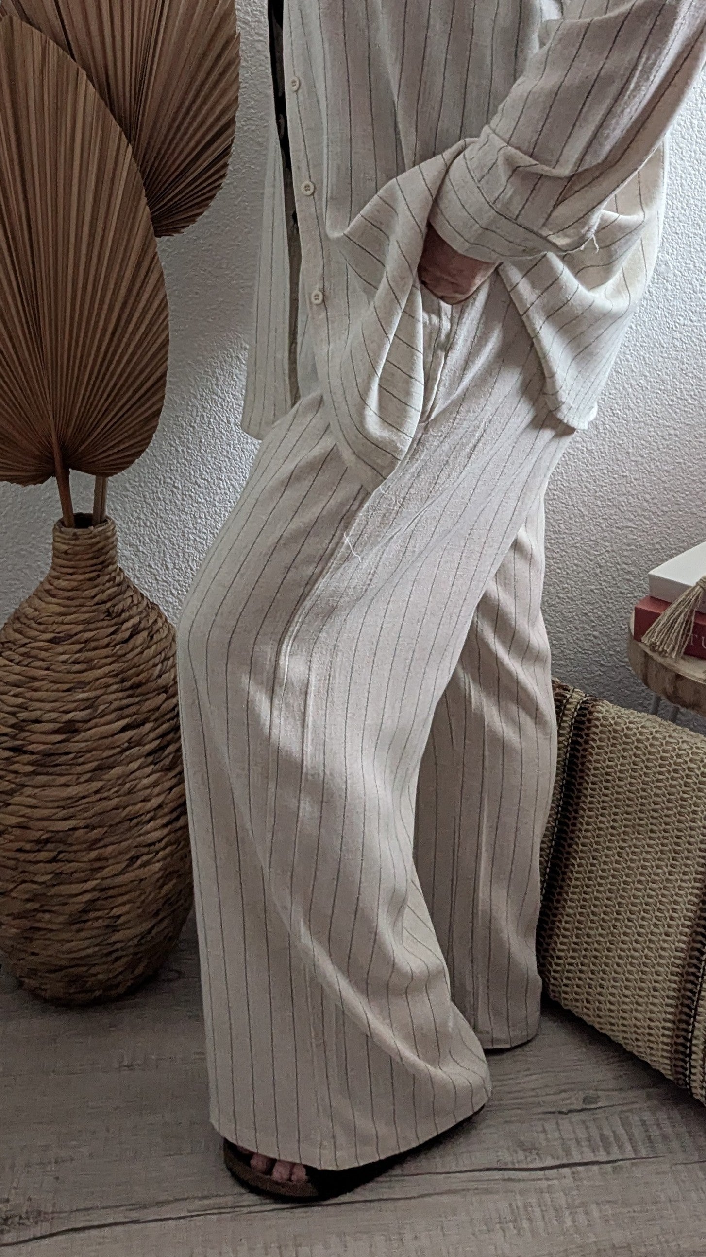 Pantalon Cloé en lin rayure fine