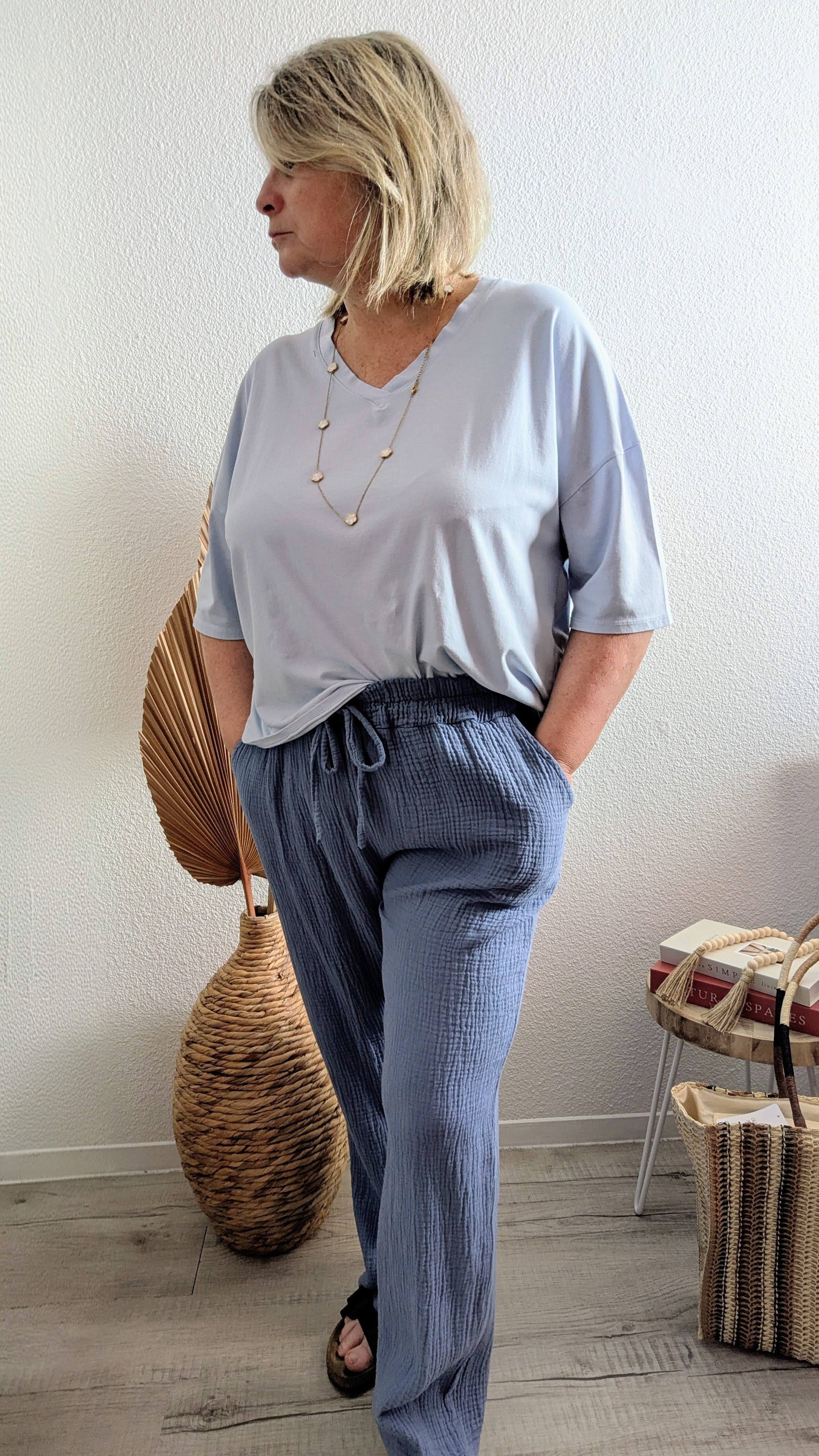 Pantalon Léon couleur jeans en gaze de coton avec poches