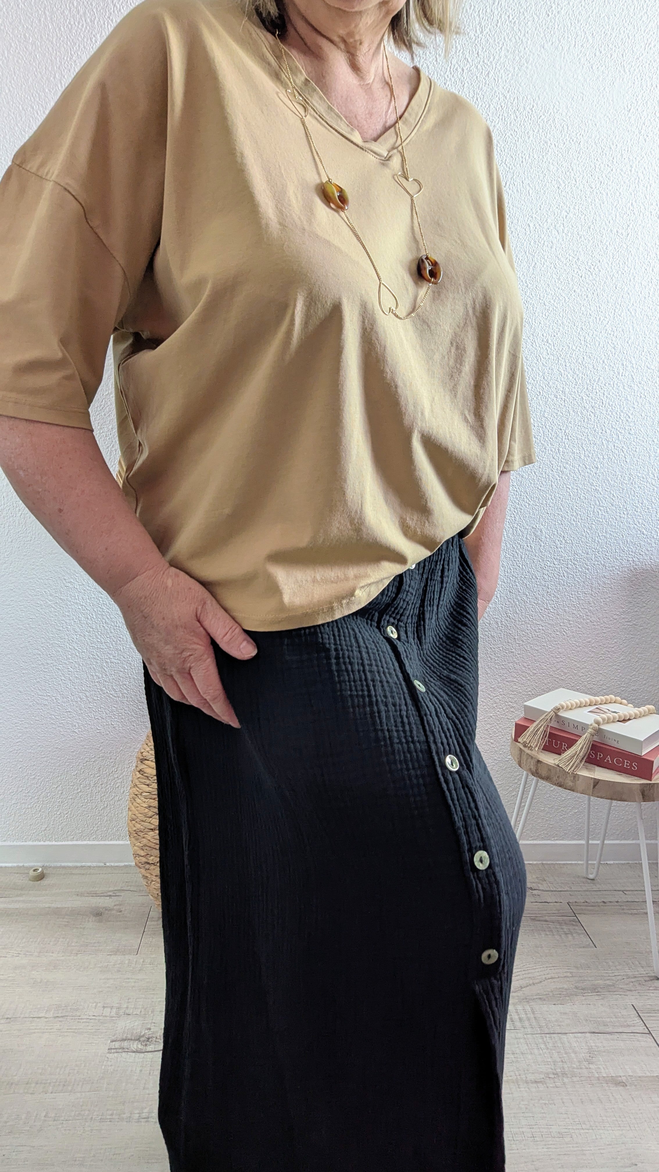 T-shirts Issa oversize en coton col V avec épaules tombantes
