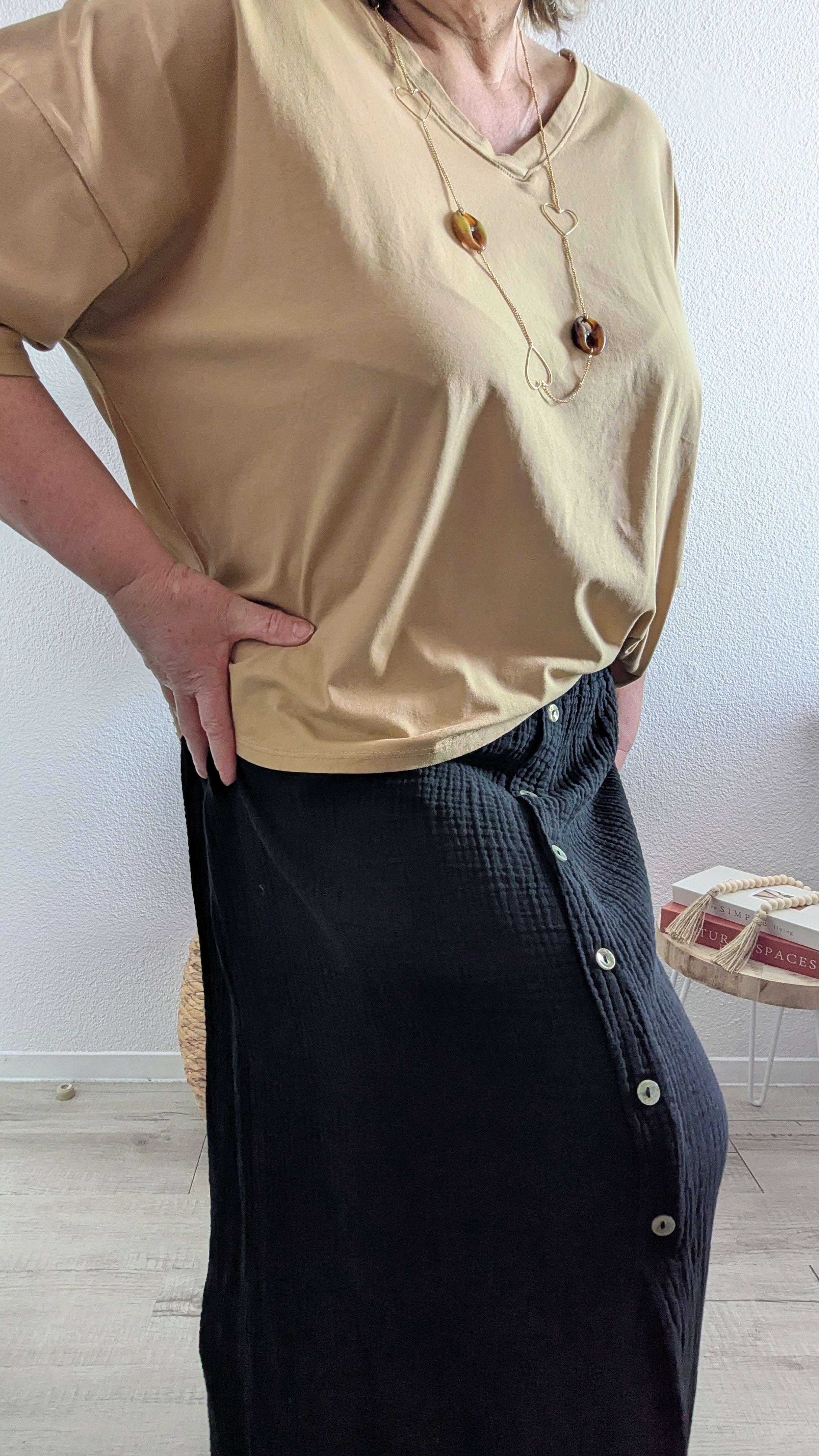 T-shirts Issa oversize en coton col V avec épaules tombantes