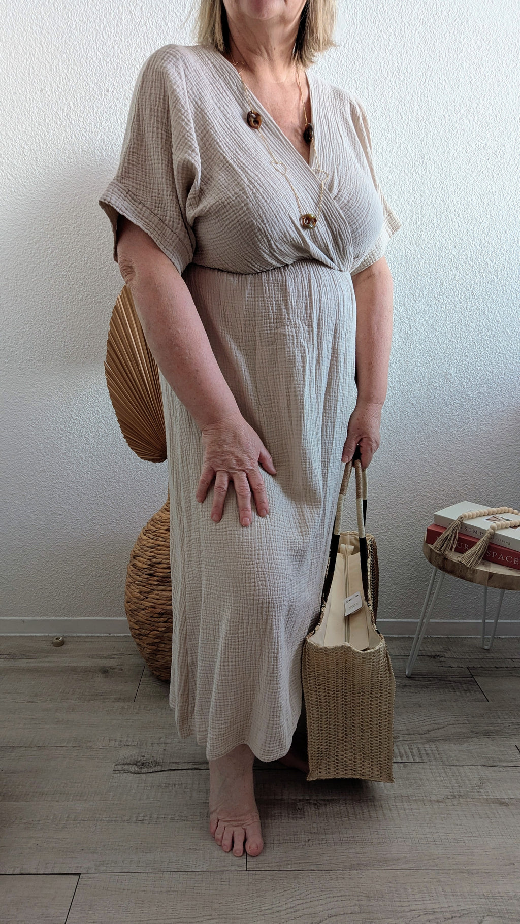 Robe Mya gaze de coton beige avec ceinture