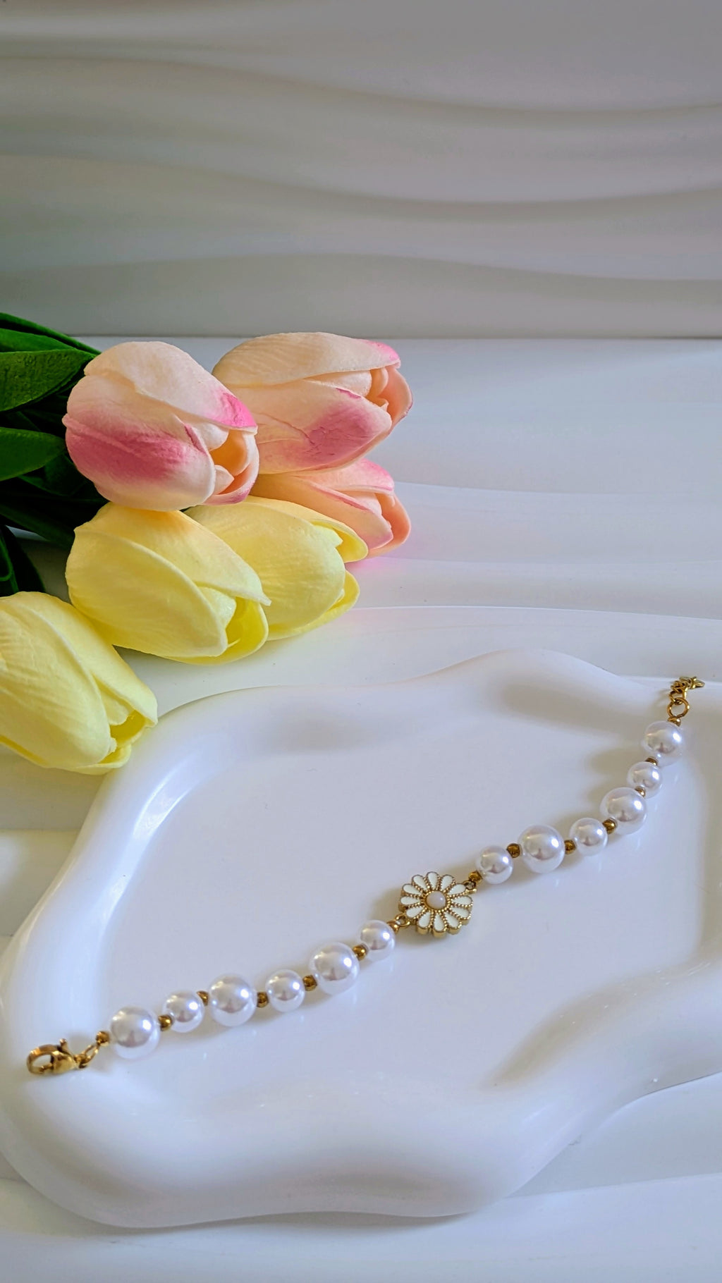 Bracelet perles blanches en acier inoxydable