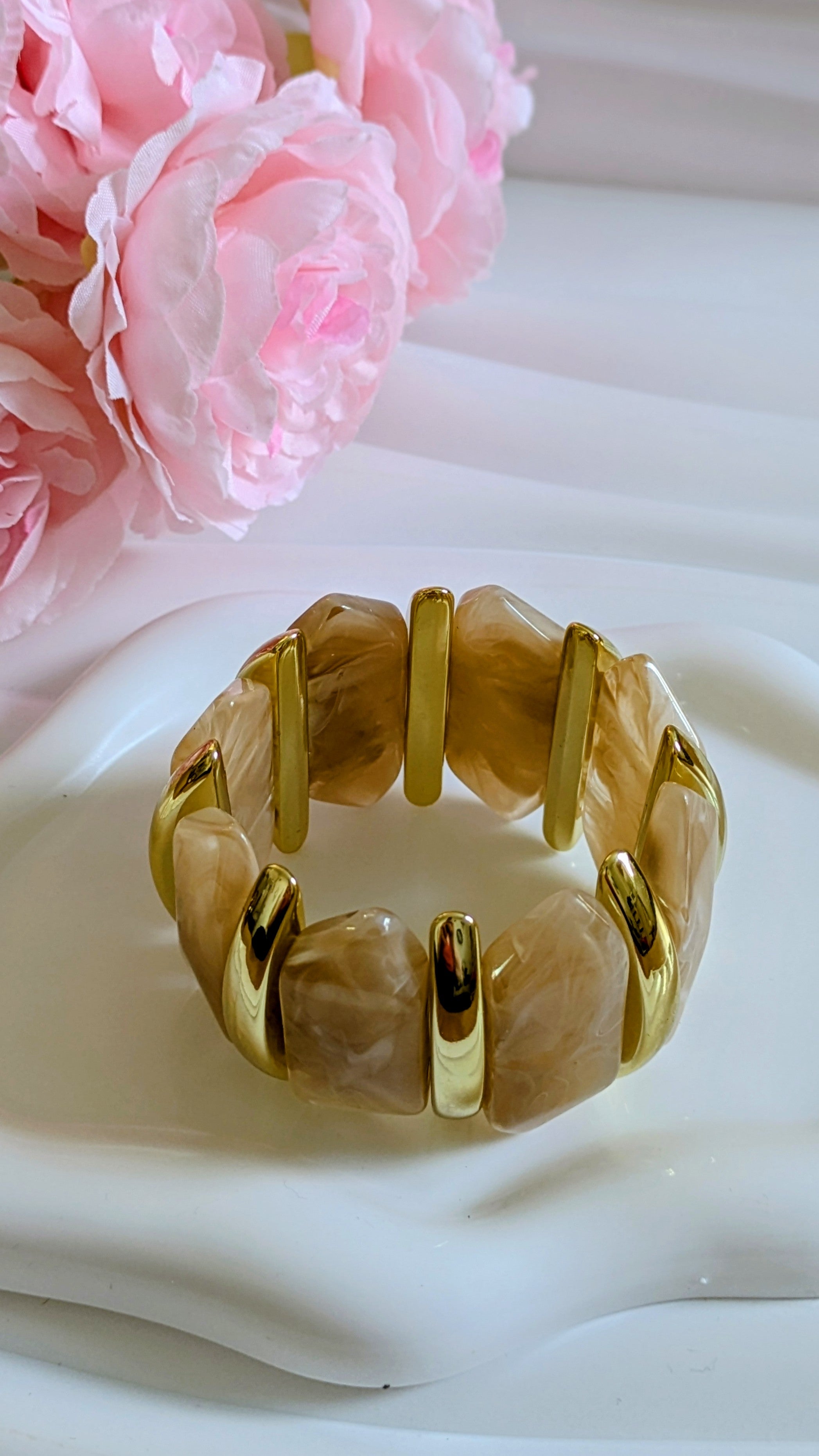 Bracelet tendance beige en acier inoxydable
