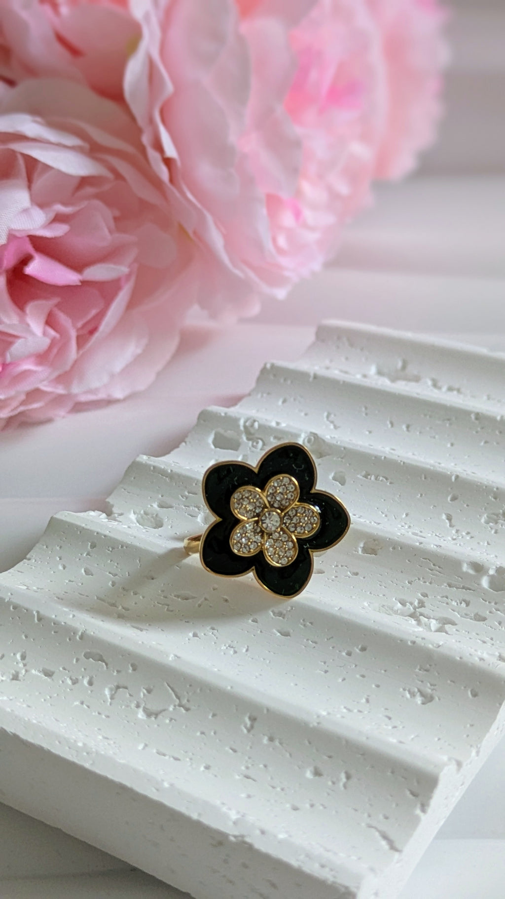 Bague verte forme fleur en acier ajustable ajustable