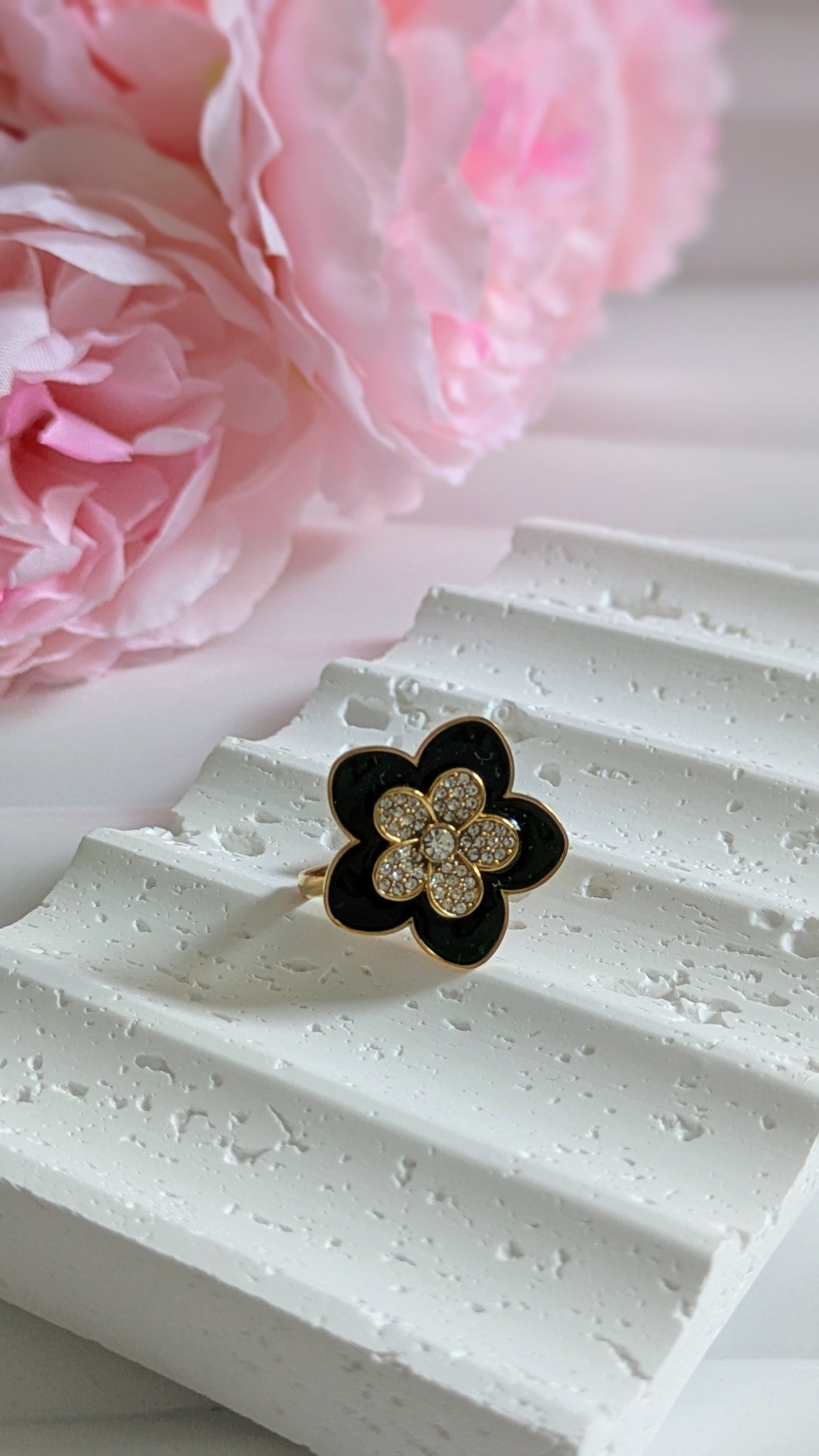 Bague verte forme fleur en acier ajustable ajustable