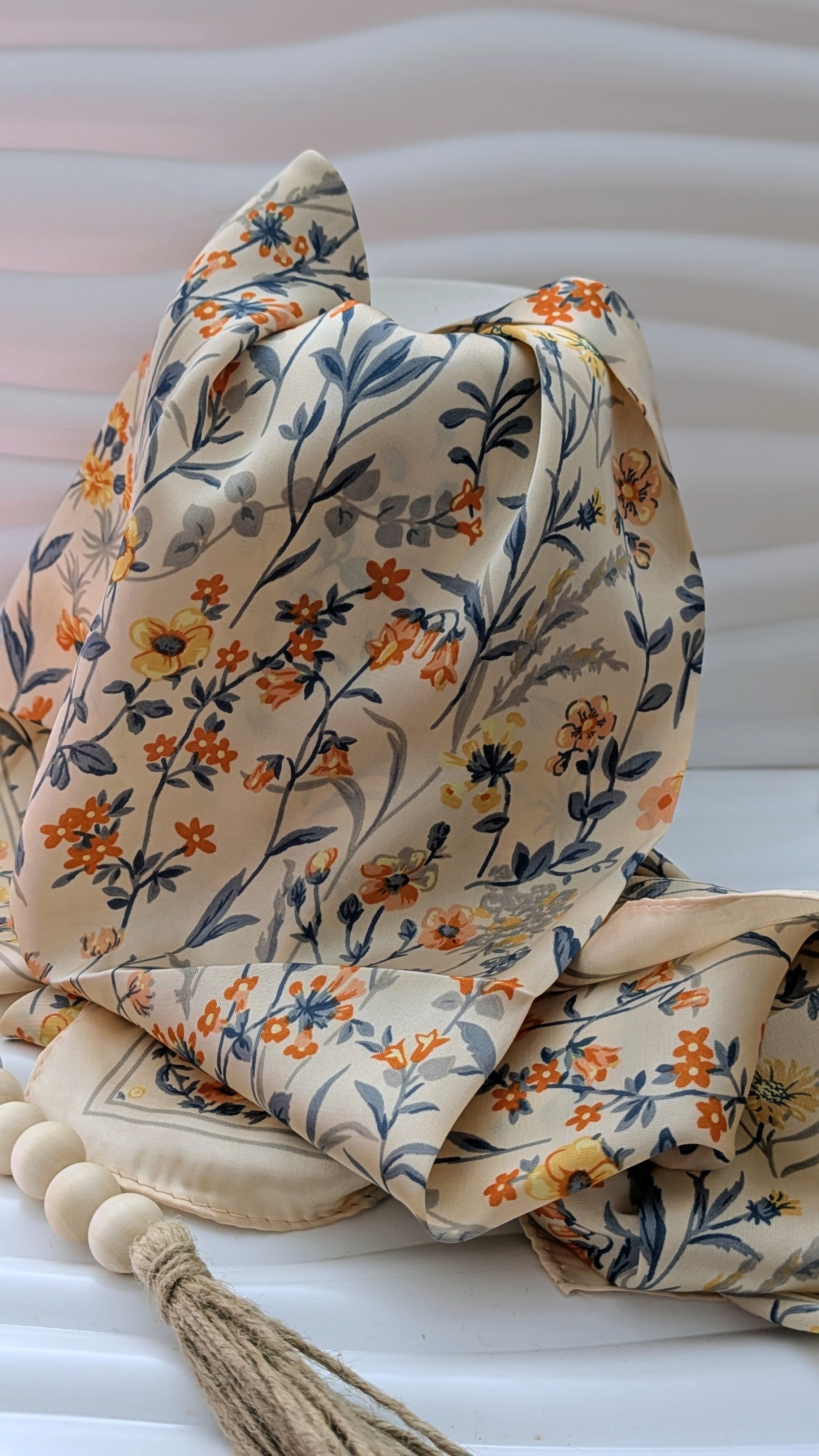 Foulard carré imprimé fleuri
