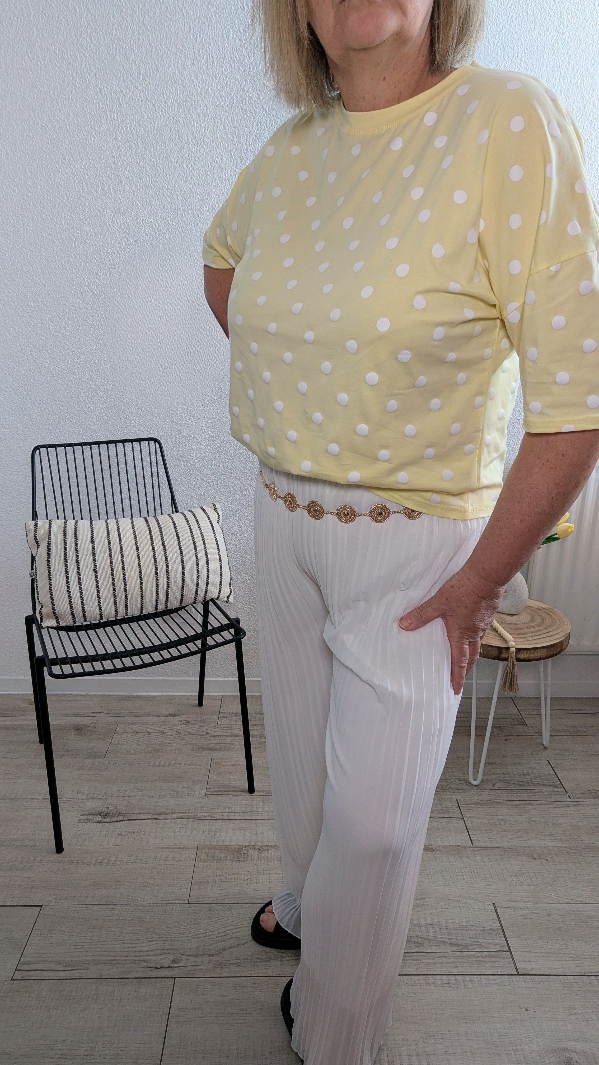 T.shirt Adam à pois jaunes et blancs