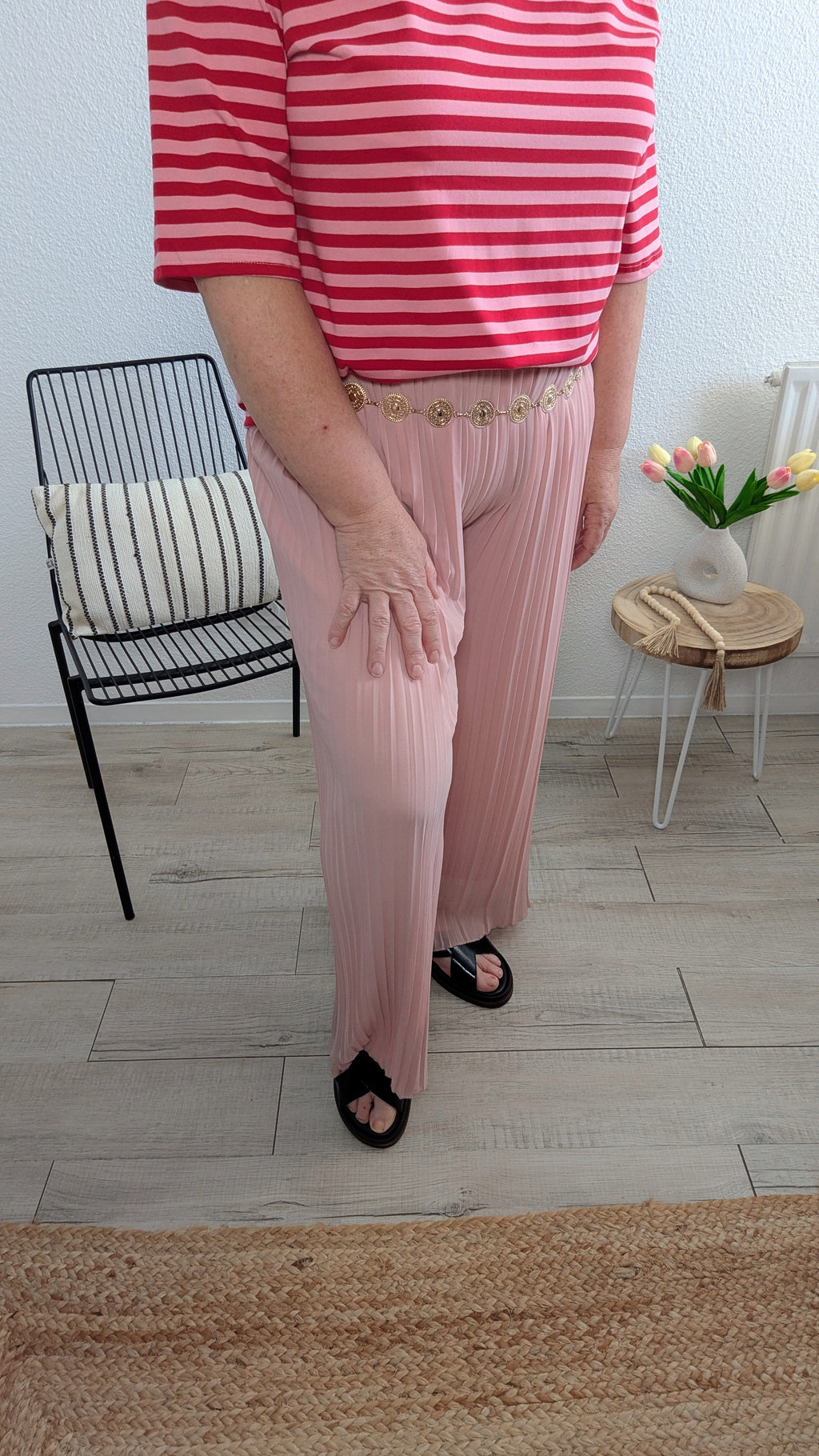 Pantalon Alma vieux rose plissé et fluide