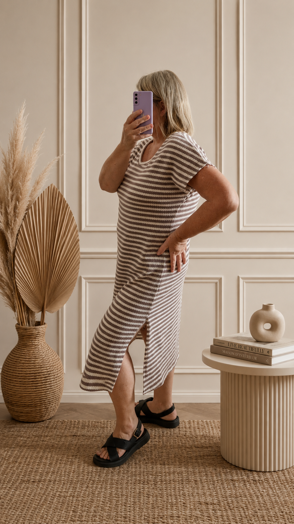 Robe Good Rayure crochet beige et marron avec inscription dos "GOODVIBES"